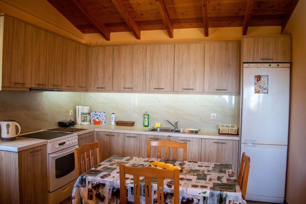 פראמה Takis & Eirini Family Apartments מראה חיצוני תמונה