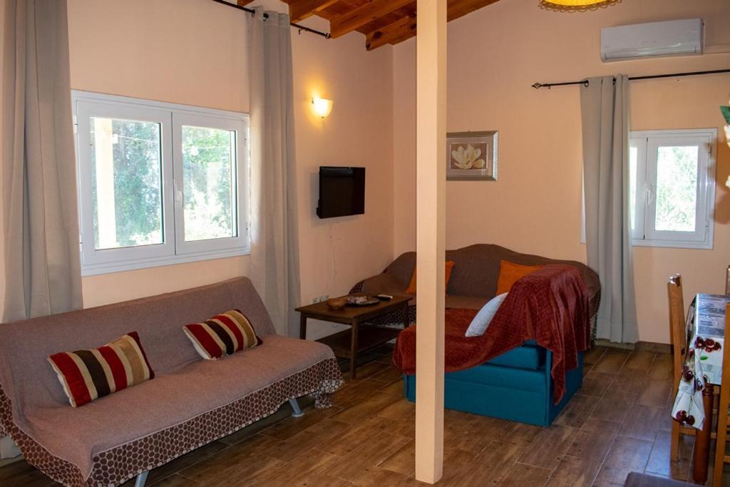 פראמה Takis & Eirini Family Apartments מראה חיצוני תמונה