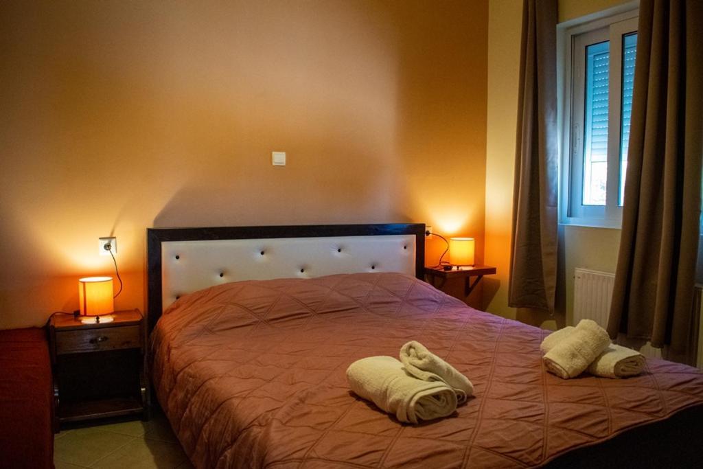 פראמה Takis & Eirini Family Apartments מראה חיצוני תמונה